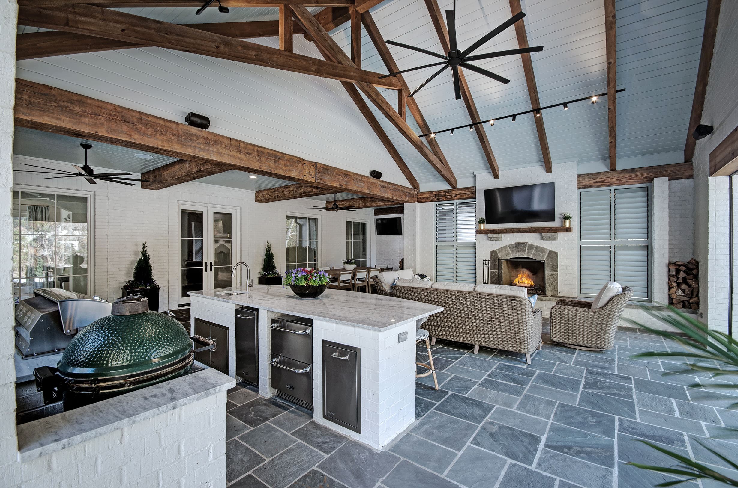 Outdoor Kitchens